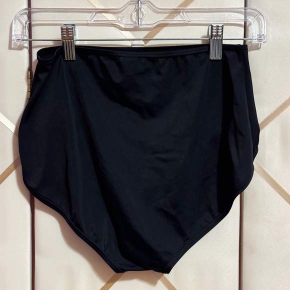 🛑CLEARANCE😮Balera | Basic Dance Briefs | Women’s Medium | Black | EUC - Picture 2 of 3